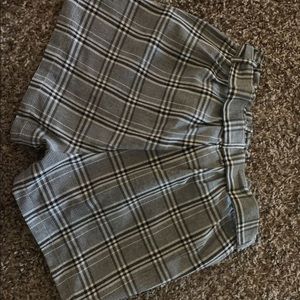 Fashion Nova front tie shorts